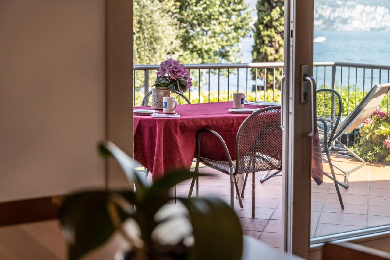Residence Villa Al Lido Brenzone sul Garda Exteriör bild
