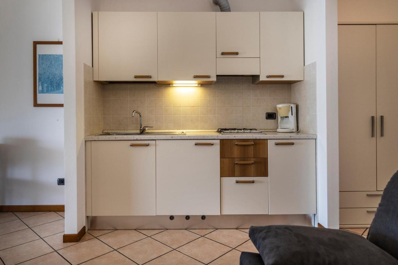 Residence Villa Al Lido Brenzone sul Garda Exteriör bild
