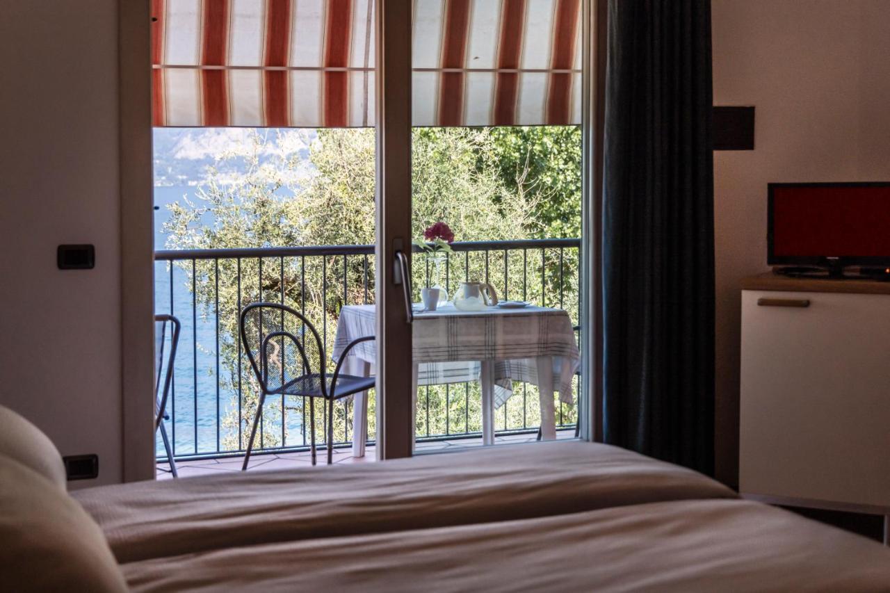 Residence Villa Al Lido Brenzone sul Garda Exteriör bild