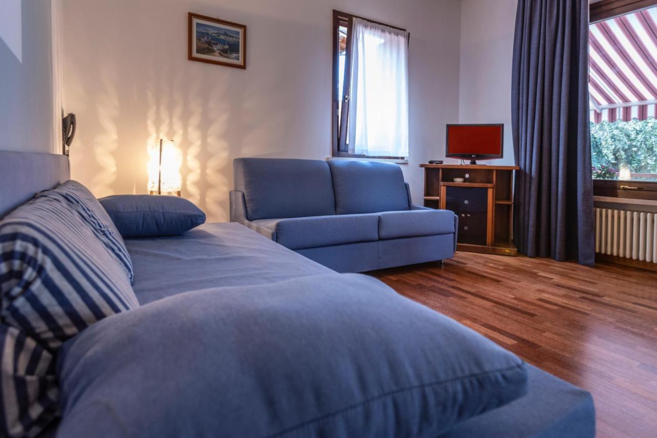Residence Villa Al Lido Brenzone sul Garda Exteriör bild