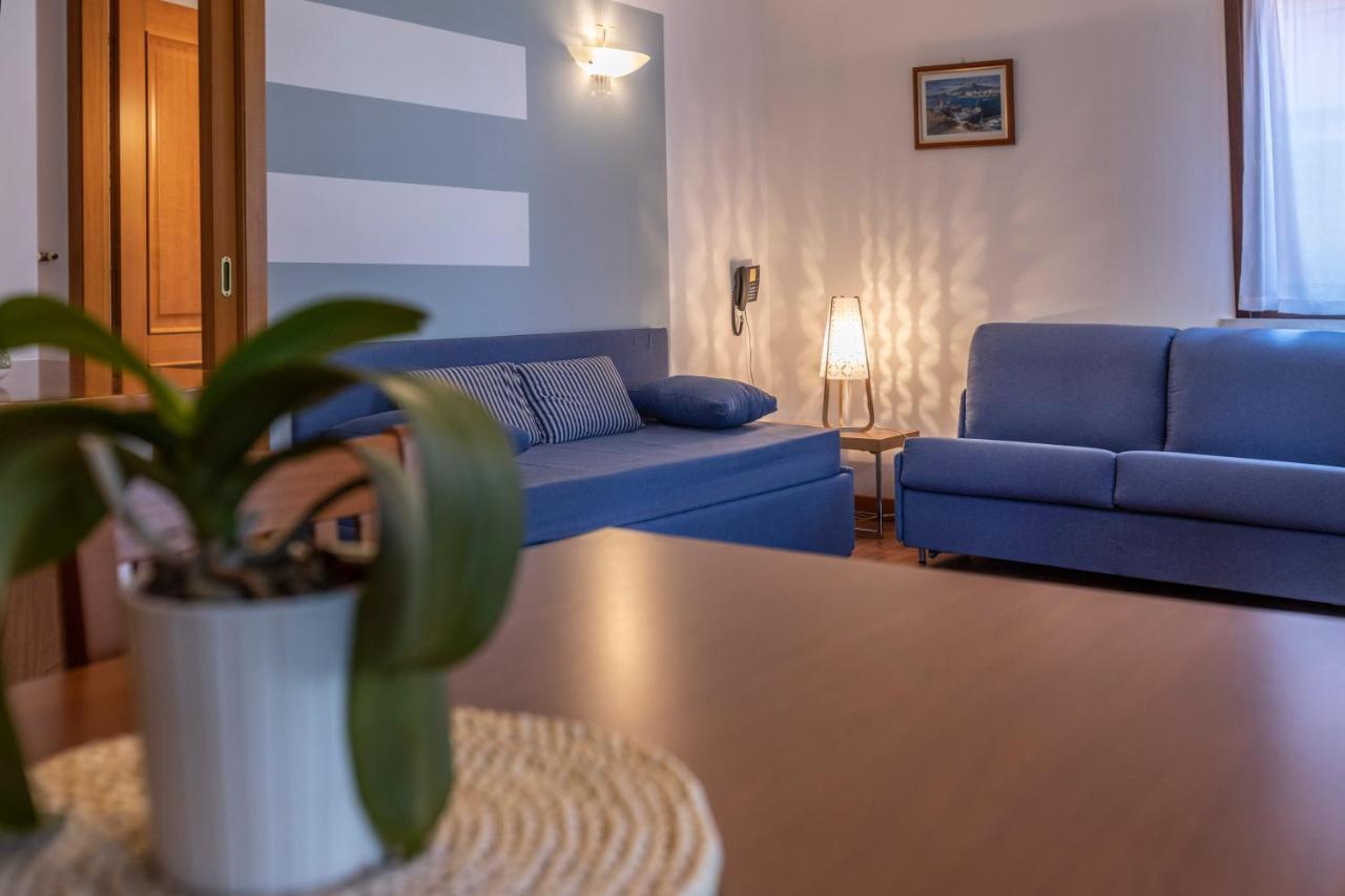 Residence Villa Al Lido Brenzone sul Garda Exteriör bild