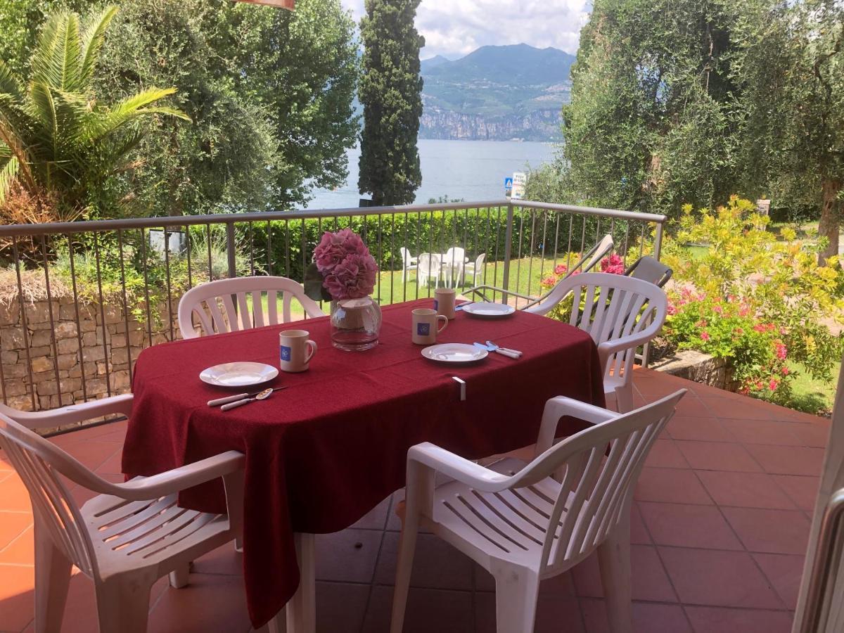 Residence Villa Al Lido Brenzone sul Garda Exteriör bild