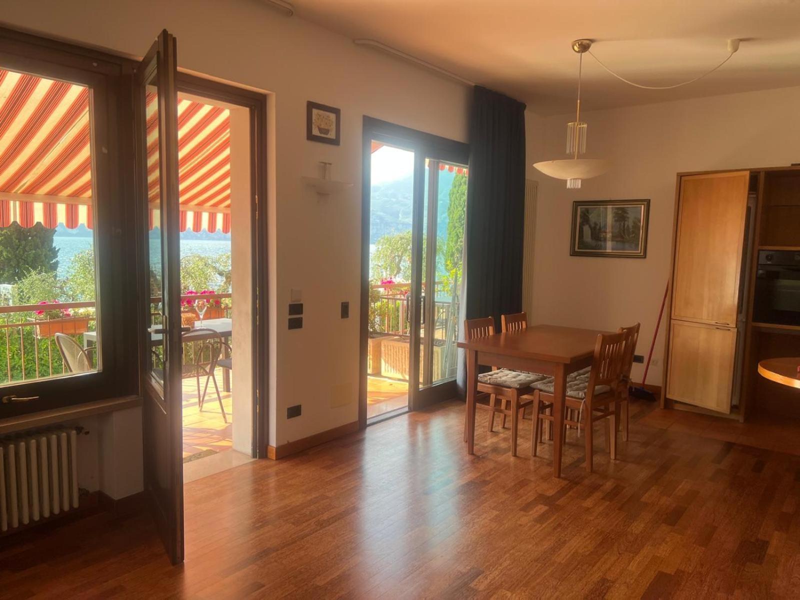 Residence Villa Al Lido Brenzone sul Garda Exteriör bild